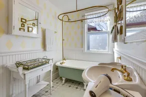 5- STJERNE FANTASTISK LYDT MODERNE DOWNTOWN CAMPBELL VICTORIAN! - Image 3
