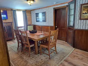 Dog Friendly Country Farmhouse, 2 bed / 2 bath; 1.5 miles from Jiminy Peak - Image 4