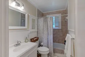 Welcome to Hummingbird Cottage in Mount Dora - Image 2