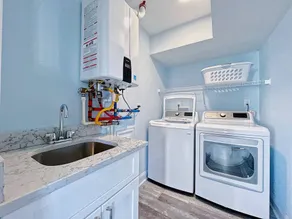 Brand New Construction with a Private Pool, Water Views, & Parking for Four! - Image 2