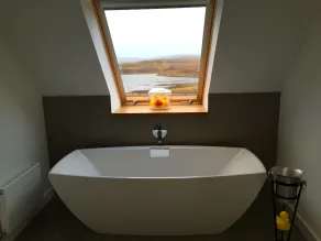 Öko und zurück freundliches modernes Haus, herrliche Aussicht von allen Zimmern, von Dunvegan - Image 4