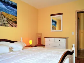 bright spacious ground floor apartment for 2 pers., dog allowed, wifi, terrace - Image 3