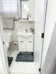 Simplicity 1BR 1BA Corner Apartment with Pool View - Image 2