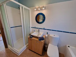 Andhouse in a quiet location near the beach for your perfect vacation! - Image 3