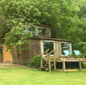 Beautiful quirky log cabin situated at the foot of Llandegla Forest - Image 4