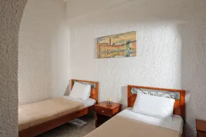 Family 1 Bedroom Apt with Washing Machine for 5 - Image 3