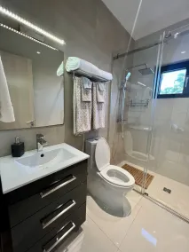 Modern Condominium at Waykiri Condo A-07 nex to pool - Image 2