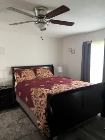 3-bedroom vacation home just 5 minutes to Lake Gaston - Image 5