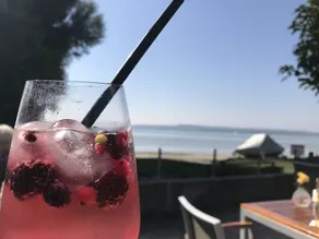 4 **** lägenhet Birnaublick i Uhldingen med sjöutsikt, inomhuspool och bastu - Image 4