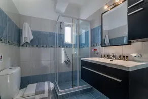 Holiday Apartment with Sea View 'Α' with Pool, Garden, Terrace & Wi-Fi - Image 2