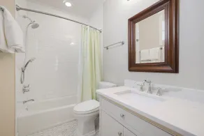 Guest Home W/King in Seaside, FL 3 Min Walk to Beach, + 2 Adult Bikes! - Image 2