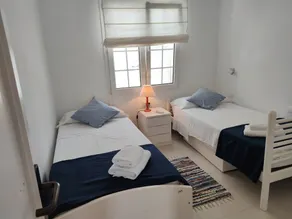 Hus med fantastisk utsikt - Image 4