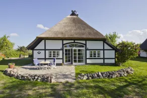 Beachfront idyll by the sea, private bathing area - Gutshof Ostseeblick FeWo 03 - Image 5