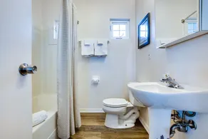 Fish From Your Back Yard! Ocean & Bay View! Hot Tub! - Image 3