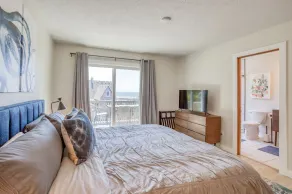 Oceanfront Beauty By Beach Access Brings Privacy, Relaxation and Hot Tub! - Image 5