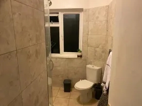 Ashforfd Hide Out - Image 3