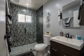 LuxoStays | Charming 4BR w/ large backyard/firepit - Image 3