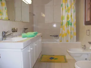 Holiday Home Casa Riva by Interhome - Image 3