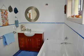 Lakefront Retreat-Water Frontage Voltar Lake-Pet Friendly-passeio a cidade / praia - Image 3