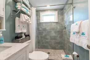 Water Views from nearly Every Room! 3BR 3BA Luxury in Portsmouth RI - Image 3