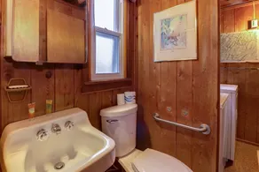 Maison au bord du lac avec quai, foyer et vues - chiens OK, près du parc d'État! - Image 3