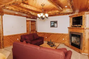 The Great Outdoors Suite: Luxury Lodge Suite in Amish Country, Ohio. - Image 5