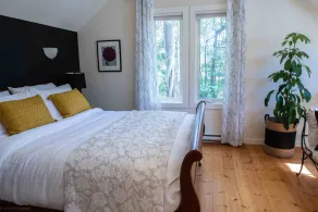 Idyllic Hideaway for Two ...or one! - Image 3