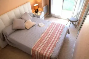 LUCHON APPARTEMENT POUR 4 PERS. PLEIN SUD - BALCONS - PARKING - Image 3