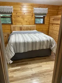 OSWEGATCHIE ADIRONDACK CABIN RETREAT - Image 3