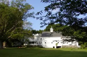 The Inn on the Horse Farm - Image 4