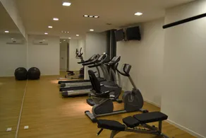 Apartamento de 2 dormitorios y medio para 5 a 100 m del mar - Image 2