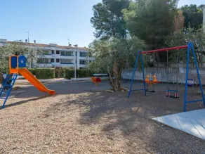 Apartment 250m beach with pool and parking - Image 2