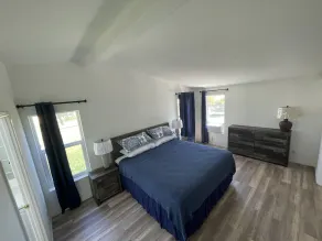 4 bedroom home with Mt Hood and Adam Views - Image 4