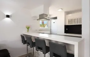 Belle maison de 2 chambres à Pazin - Image 4