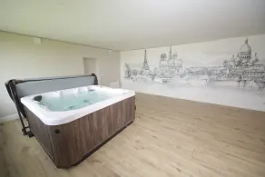 Vacation Rental with a Pool Near Disneyland Paris - Image 2
