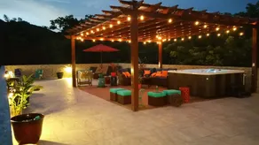 Sol Luxurious 1BD Condo w/Hot tub and pool - Image 5