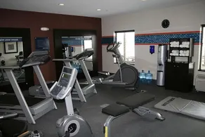 Best Place to Unwind! Free Breakfast, Indoor Pool, Pets Allowed, Free Parking! - Image 3