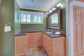 Renovated 3 Bedroom Eastsound Home with Hot Tub Fire Pit and Stunning Sound Views - Image 3