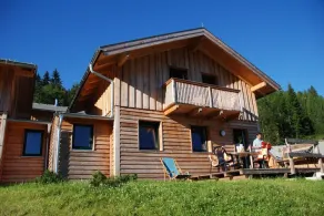 50 m to the slopes, own parking lot - Image 5