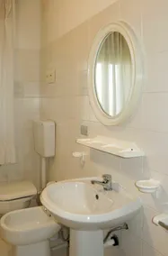 Fin lejlighed for 6 gæster med WIFI, TV, gårdhave og kæledyr tilladt - Image 4