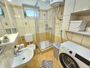 Holiday apartment 200 m from the beach - Image 2