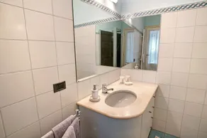 Appartamento \"Helvetia\" sul Lago di Como con vista lago, Wi-Fi e terrazza - Image 4