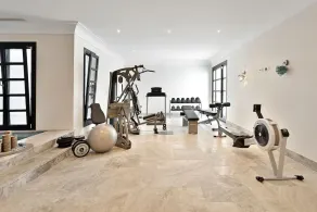 5 Bed Luxury with incredible views, gym, spa, cinema and 2 pools! - Image 5