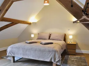 4 bedroom accommodation in Talgarth, near Brecon - Image 4