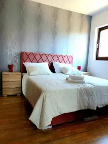 Lovely 1-Bed Apartment with sea view in Srima - Image 4