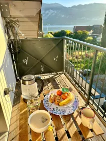 Appartement À 20 m de la plage vue sur lac, accès direct - Image 5