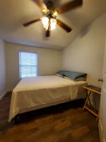 Little Blue House in the heart of Robertsdale - Image 3