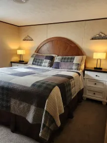 Beary Cozy Cabin - Image 5