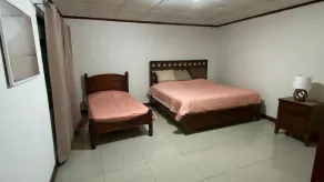 SJO location centered, VERY spacious and private apartment - Image 3