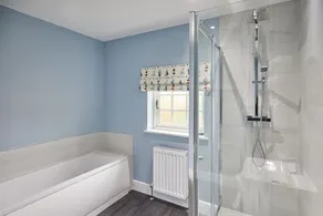 Host & Stay - Kenmore - Image 3